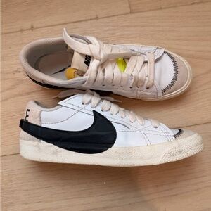 Nike Blazer Low ‘Vintage’ Sneakers — Women’s 10 — White/Cream with Black Swoosh